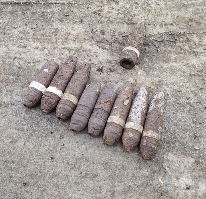 В районе посёлка Каменьки Старооскольского городского округа обнаружены взрывоопасные предметы